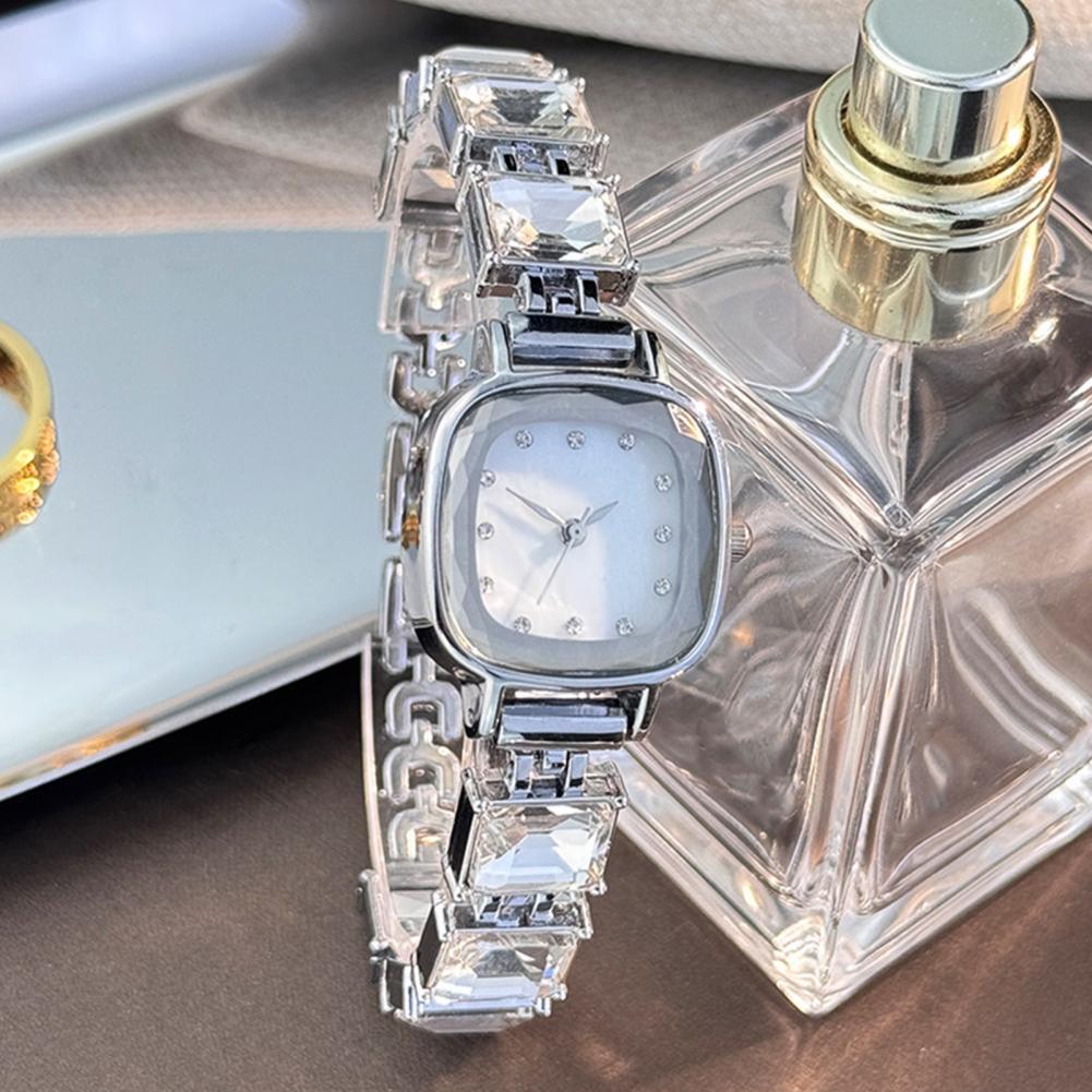 キラキラ輝くブレスレットウォッチ スクエアダイヤル レディー - Luxury Watch Square のレビューと価格