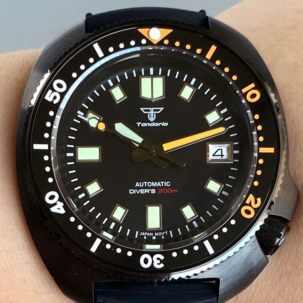 20ATM タンドリオ 44mm タートル 6105 スタイ - Luxury Watch With Green Dial のレビューと価格